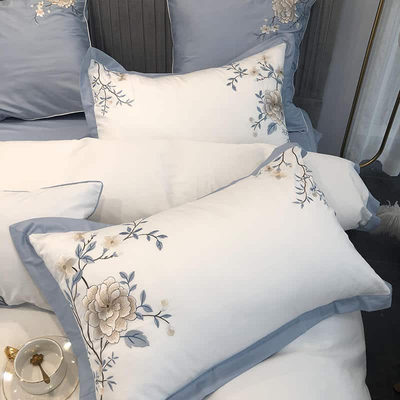 Parure de lit blanche à fleur brodée en pure coton Égyptien taie d'oreiller