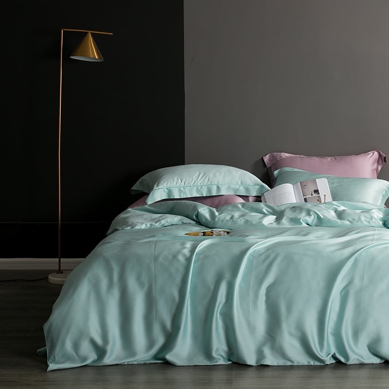 Parure de lit 100% soie bleu clair turquoise style chic moderne