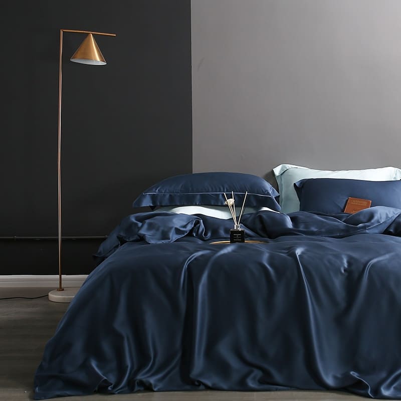 Parure de lit 100% soie bleu nuit style chic moderne
