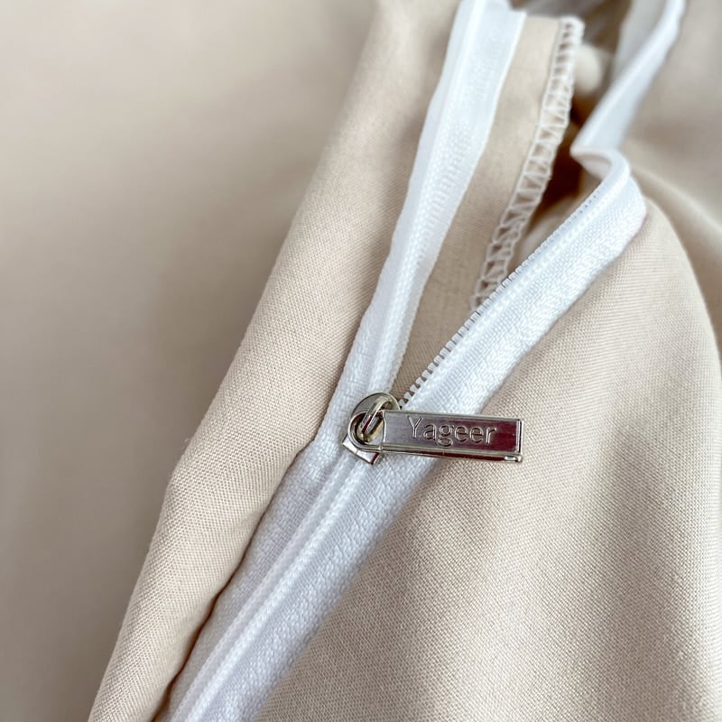 fermeture de la parure de lit beige unie