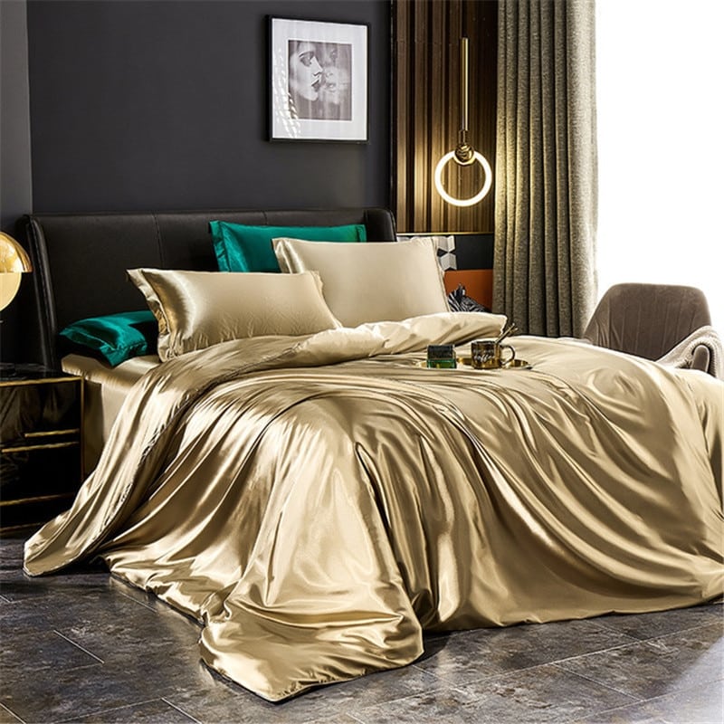 Parure de lit doré de luxe en soie